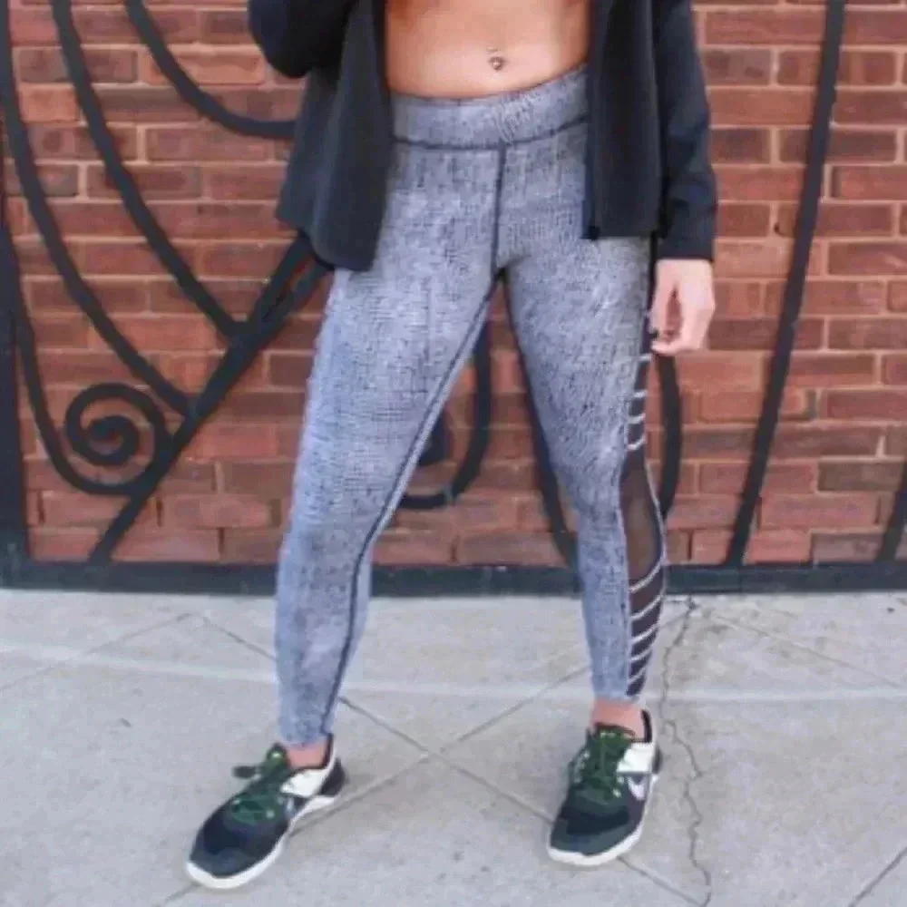 Lululemon wild and free tight